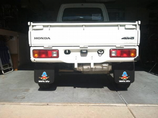 Illustration for article titled For $6,000, This 1995 Honda Acty Could Be Your Micro-Mini Machine